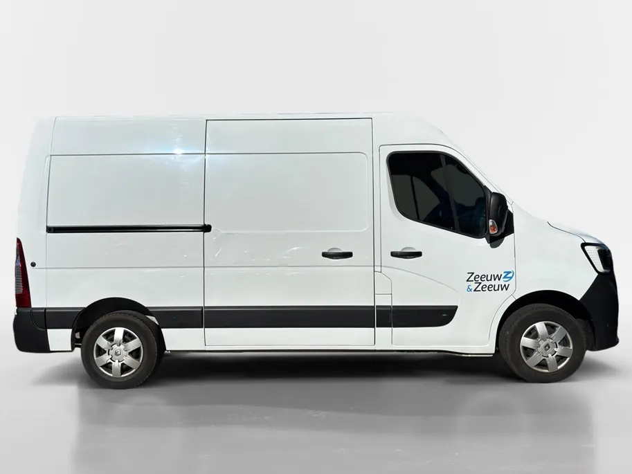 Renault Master T33 2.3 dCi 135 L2H2 Work Edition Demo | Cruise Control | Camera |