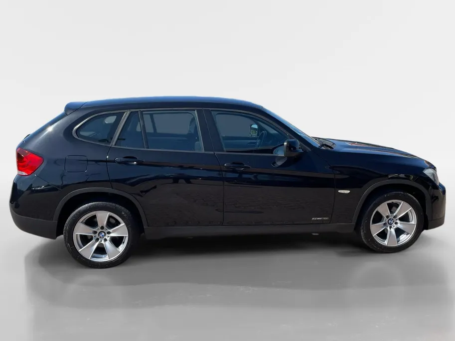 BMW X1 sDrive18i Executive *Automaat*Cruise Control*Stoelverwarming*L.M. Velgen*In Nette Staat!