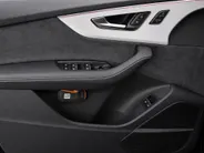 Audi Q7 55 TFSI e quattro Pro Line S 394 PK ·Leder bekleding · Assistentie. plus, remote park · Head-Up display · Glazen panorama dak · Bang & Olufsen