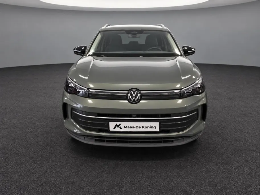 Volkswagen Tiguan 1.5 eTSI 130pk DSG Life Edition · 360 Camera · Inklap. Trekhaak · Dodehoeksensor · Apple/Android Car Play · Parkeerassistent ·