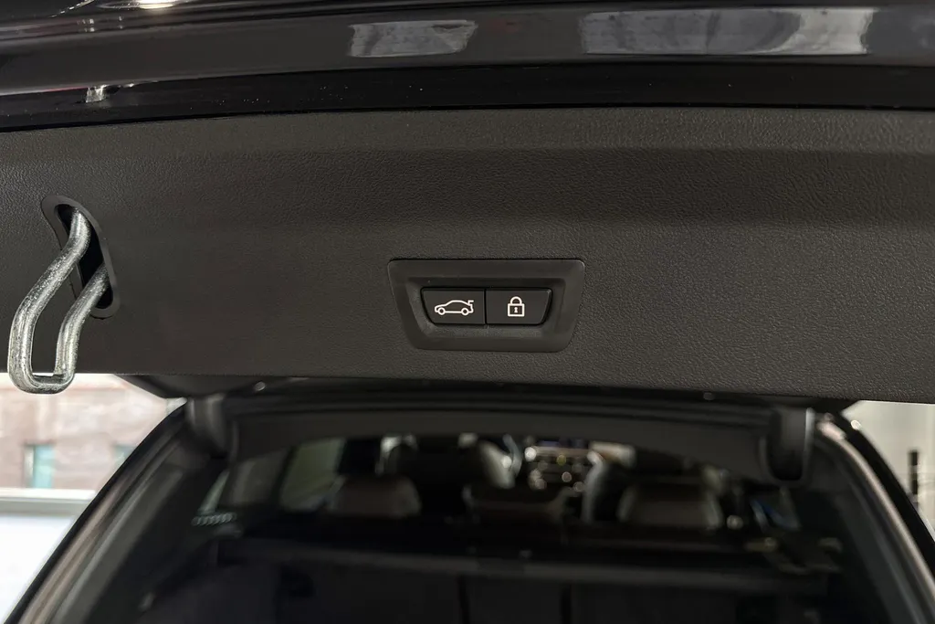 BMW iX3 High Executive 80 kWh