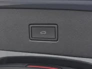 Volkswagen Tiguan 1.4TSIeHybrid 180kW/245PK R-Line Business+ · Navigatie · Apple/Android Car Play · Camera + Parkeersensoren