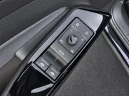 Volkswagen ID.4 Pro 77 kWh 128kW/174PK · Camera + Parkeersensoren · Apple/Android Car Play · Navigatie ·