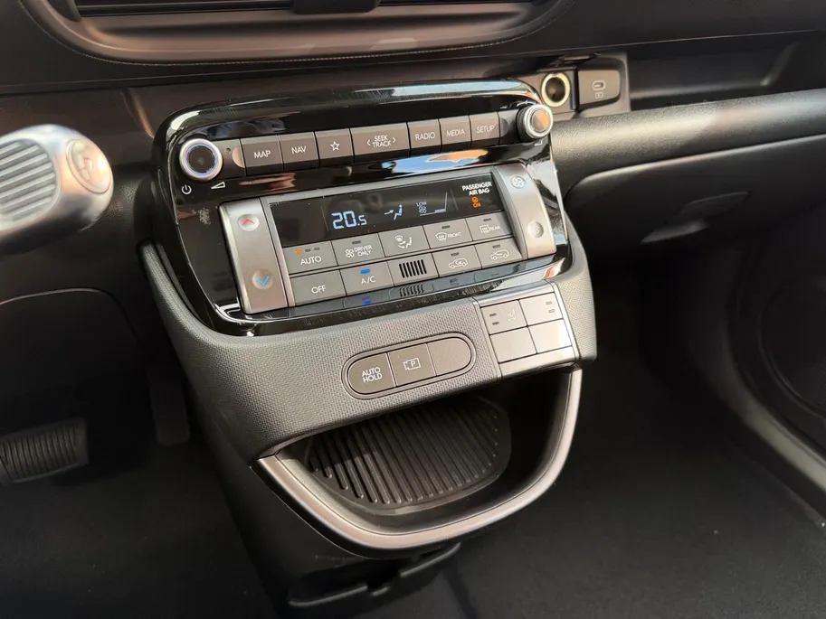 Hyundai Inster E-Motion 49 kWh + CFP | Z&Z topdeal van €26.690,- nu voor €25.190,- |
