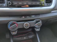 Kia Stonic 1.0 T-GDI MHEV | Automaat | Carplay | Stoel/Stuur verwarming |NU Rijklaarprijs! Incl.12 Maanden, APK, Onderhoudsbeurt etc! Premiumpakket gratis!