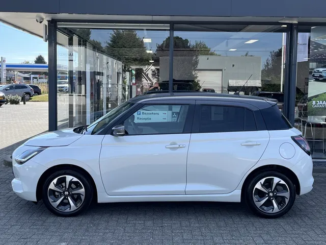 Suzuki Swift 1.2 Style Smart Hybrid