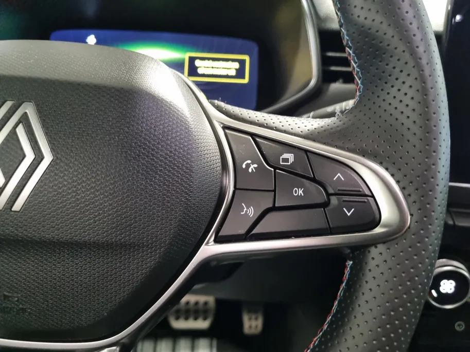 Renault Clio 1.6 E-Tech Full Hybrid 145 esprit Alpine | Automaat | Adaptieve Cruise Control | 360 Camera | Parkeersensoren | Apple Carplay & Android Auto |  Navigatie | 12 Maanden BOVAG Garantie
