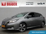 Nissan Leaf Tekna 40 kWh | Trekhaak | Stuur-/stoelverwarming | 360 Camera | LED | Dodehoek detectie | Cruise adapt. | 17' LM | Half leer/stof | Navi |