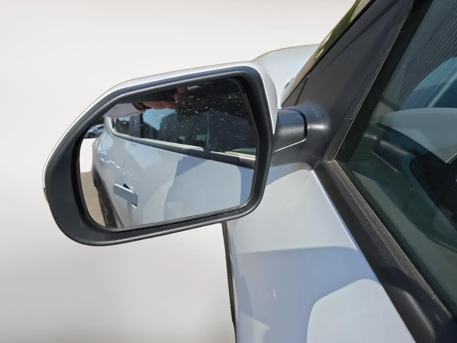 Kia EV2 Plus 42.2 kWh | Navigatie | Climate control | Stoel + Stuurverwarming | Parkeer sensoren voor + achter | Parkeer camera achter | DEMO