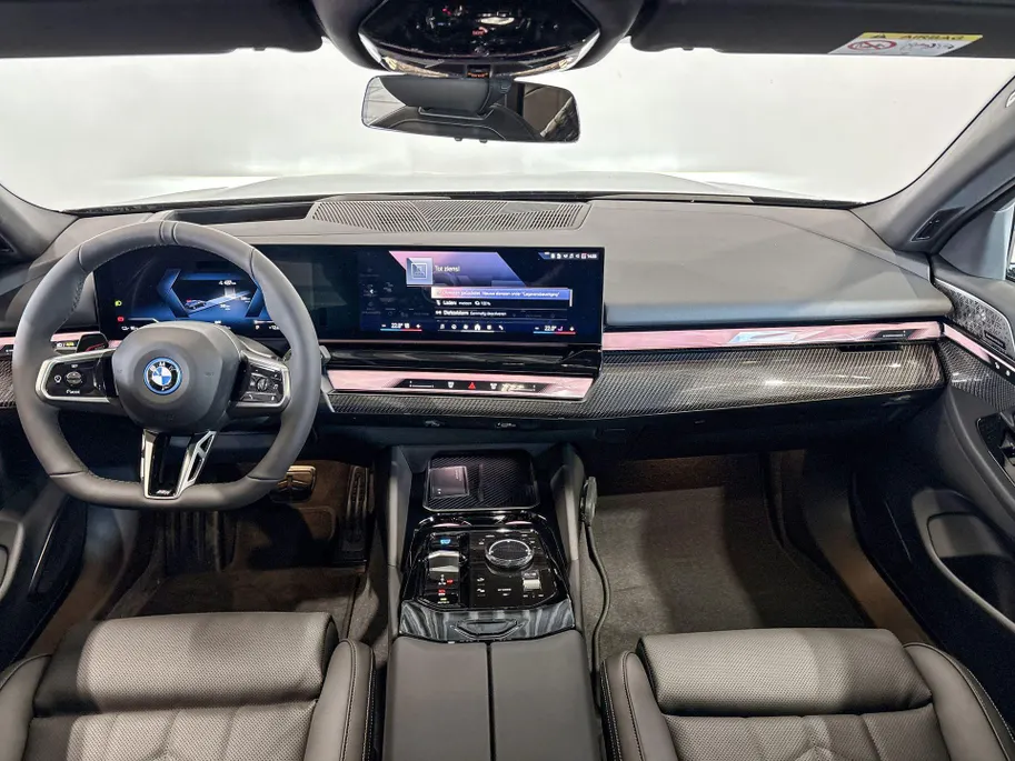 BMW i5 Touring eDrive40 Innovation Pack M Sportpakket Pro