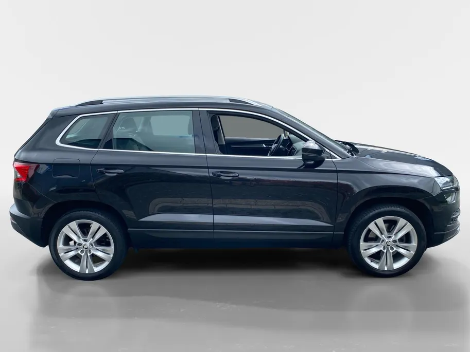 Škoda Karoq 1.0 TSi Style Business NL Auto | Trekhaak | Canton Sound | Stoelverwarming | Elektr. kofferklep | Etc.