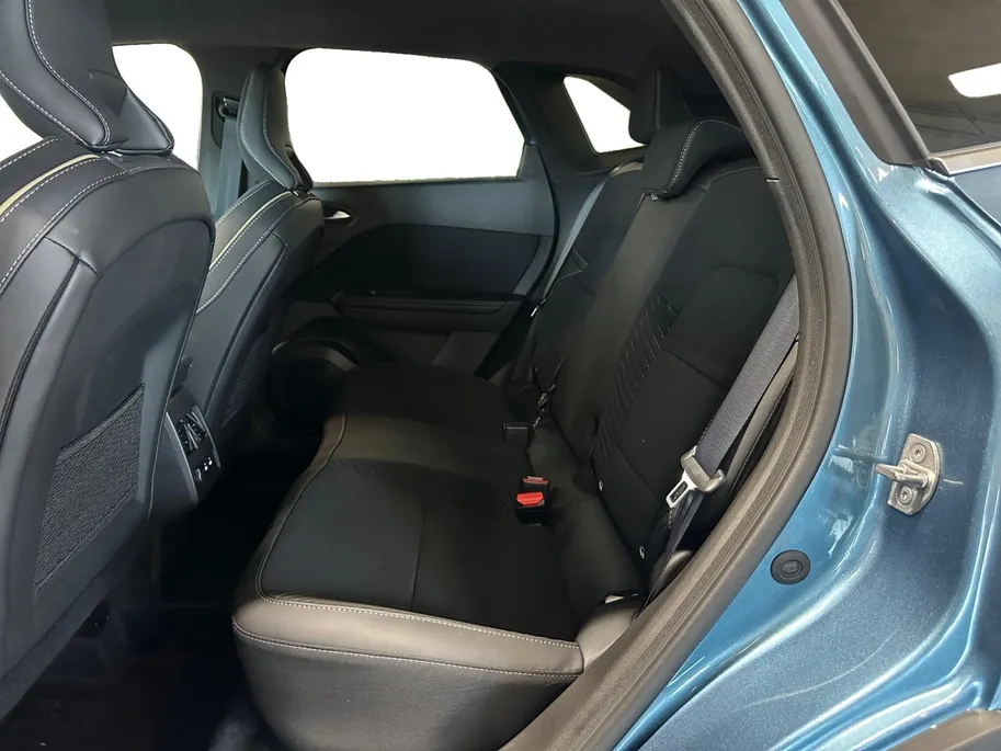 Renault Symbioz 1.8 E-Tech full hybrid 160 iconic | Nu met 3.000euro voorraadkorting bij Zeeuw & Zeeuw Naaldwijk |