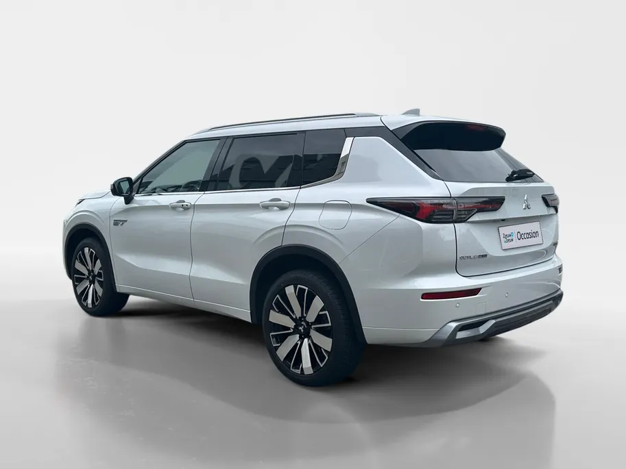 Mitsubishi Outlander 2.4 PHEV Instyle | Pano | Stoel Verkoeling | ACC |