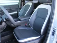 Kia EV5 GT-Line Business Edition 81.4 kWh | Trekhaak | Stuur-/stoelverwarming v+a | Schuifdak | Leer | Elek. stoelverstelling + achterklep | 20' LM | LED |
