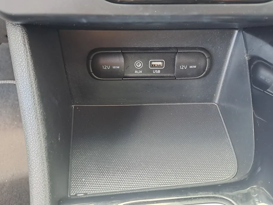 Kia Niro 1.6 GDi Hybrid DynamicLine | Automaat | Navi | Camera | Apple Carplay/Android Auto | Cruise control | electronic climate control | Hybride
