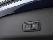Audi Q3 1.5 TFSI e-hybrid S edition 272 PK · Techniekpakket plus · Privacy glas · S line interieur met sportst.