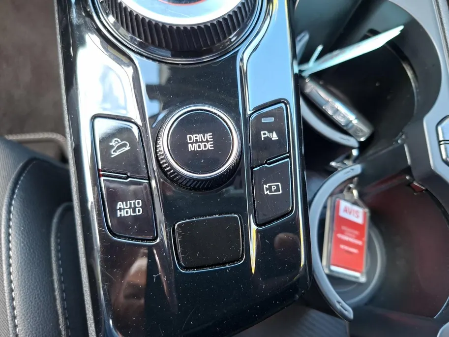 Kia Sportage 1.6 T-GDi Hybrid DynamicPlusLine Schuifkanteldak | Stoel + stuurverwarming | ACC | Achteruitrijcamera |