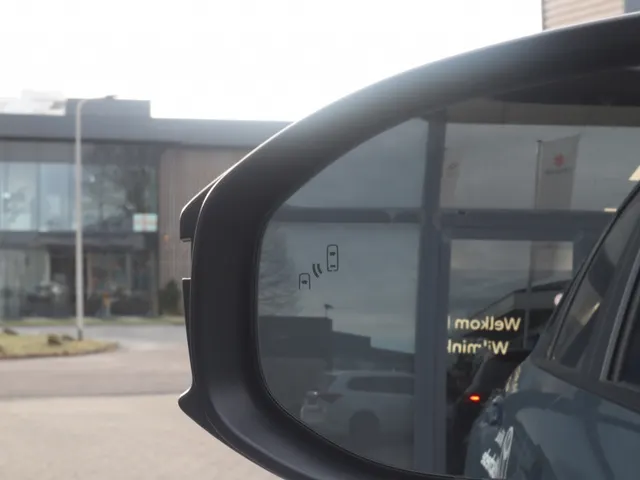 Toyota Corolla Cross Hybrid 180 Executive Leder | JBL | 360 camera