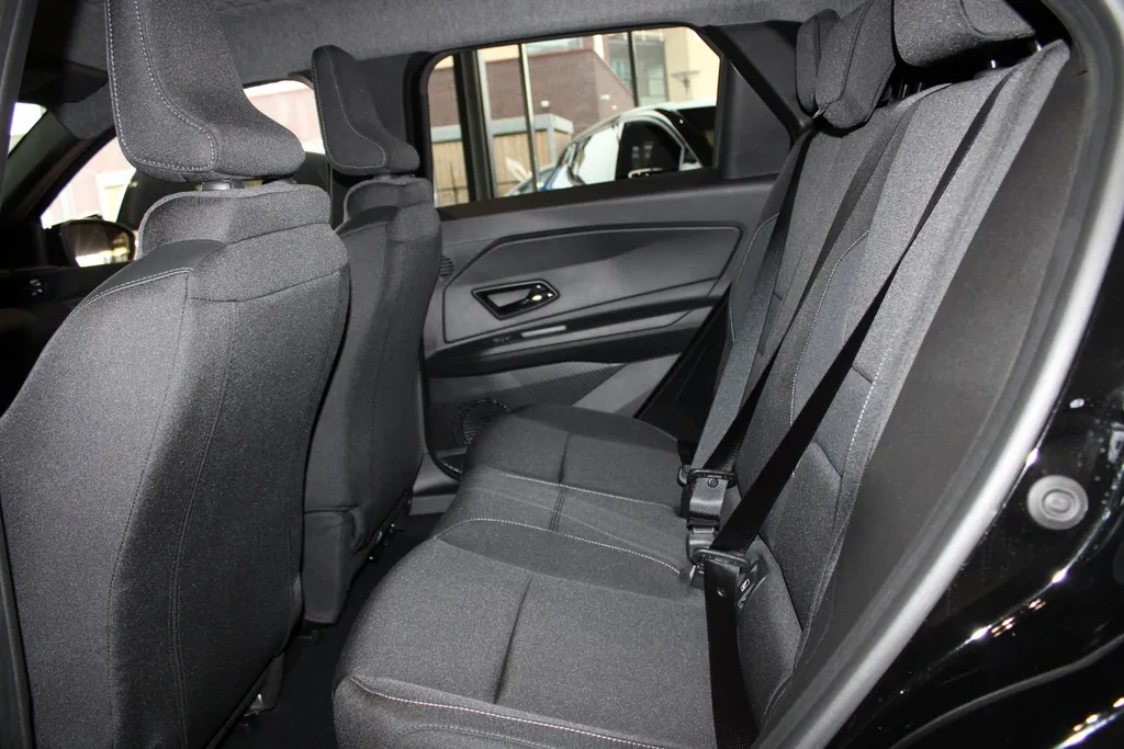 Nissan Micra ENGAGE 40 kWh | 100% electrisch | Parkeersensoren achter | Apple carplay & Android auto | Climate controle | Cruise controle | Bluetooth |