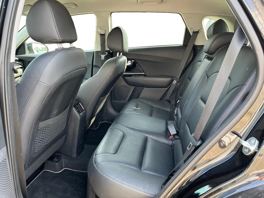 Kia Niro 1.6 GDi Hybrid DynamicPlusLine | Keyless entry | Stoelverwarming | Privacy glass | Dodehoekdetectie
