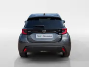 Toyota Yaris 1.5 Hybrid 115 Comfort *NIEUW*Automaat*Navi via Carplay*Camera*Climate Control*Adapt. Cruise Control*LM.Velgen*NIEUWE AUTO!