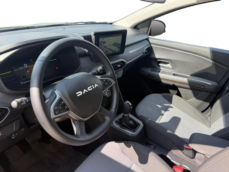 Dacia Jogger 1.6 Hybrid 140 Extreme 7p. | BTW Voertuig | Apple Carplay & Android Auto | Camera | Parkeersensoren | 7 Persoons | Cruise & Climate Control | 12 Maanden BOVAG Garantie