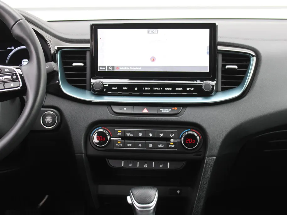 Kia Ceed Sportswagon 1.0 T-GDi MHEV Design Edition | Stuur-/stoelverwarming | Cruise adapt. | Camera | 16' LM | Dodehoekdetectie | JBL audio | LED |