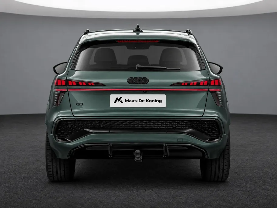 Audi Q3 e-hybrid S edition 272 PK · Tech plus · Glazen panoramadak · Optiekpakket zwart