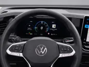 Volkswagen Tiguan 1.5eHybrid 150kW/204PK Life Edition · Panoramadak · Camera + Parkeersensoren · Stoel- & stuurverwarming · Garantie t/m 26-02-2029 of 100000km.