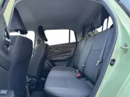 Suzuki Swift 1.2 Style Smart Hybrid | Apple Carplay/Android Auto | Achteruitrij Camera | Adaptive Cruise Control | All-Season | BLISS | LED | LMV 16' | Stoelverwarming |