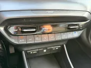 Hyundai i20 1.0 T-GDI Premium | Climate Controle| Lichtmetalen velgen| Metallic lak| Navigatie| Stoel verwarming| Stuur verwarming| Camera| Parkeer sensoren