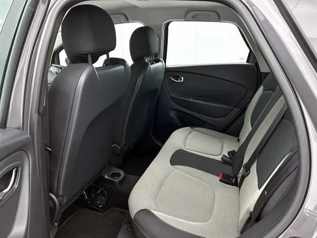 Renault Captur TCe 120PK Expression | Parkeersensoren | KEYLESS | CRUISE CONTROL |