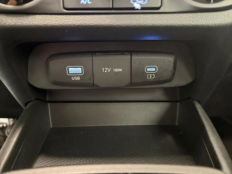 Hyundai i10 1.0 COMFORT | NAVI | CAMERA | NL-AUTO |