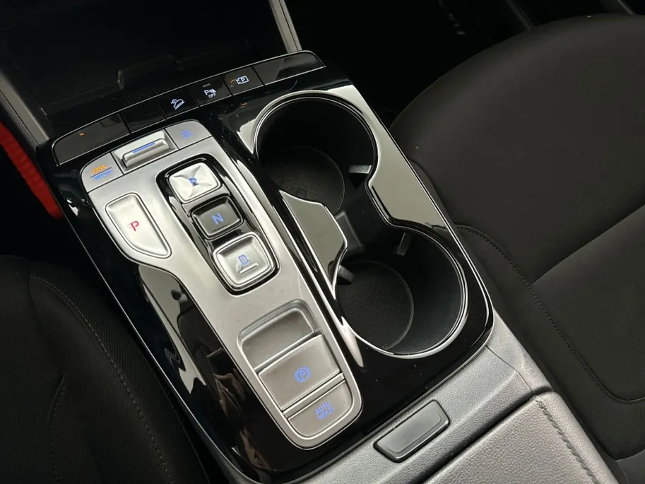 Hyundai Tucson 1.6 T-GDI PHEV 265 PK 4WD | 19'' L.M. Velgen | Adaptieve Cruise Control | Parkeercamera