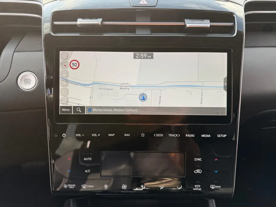 Hyundai Tucson 1.6 T-GDI 265pk PHEV Premium Sky 4WD | Schuif-Kantel Dak | Stoel Verwarming/Ventilatie | Memory Seats | Adaptief Cruise Control | Apple Carplay/Android Auto