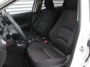 Mazda 2 1.5 e-SkyActiv-G 90PK 6MT Homura | Stuur-/stoelverwarming | Camera | Dodehoek detectie | LED | 16' LM | Carplay | Clima | Cruise |