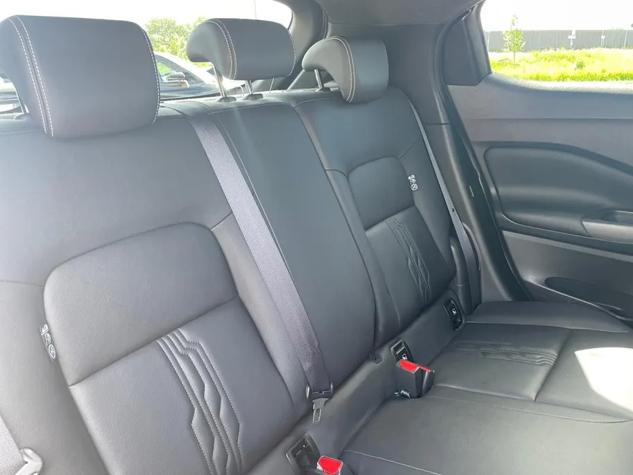Nissan Juke 1.6 Hybrid Tekna *Navi+Camera*Climate*Parc Assist*LM.Velgen*RIJK UITGERUST!
