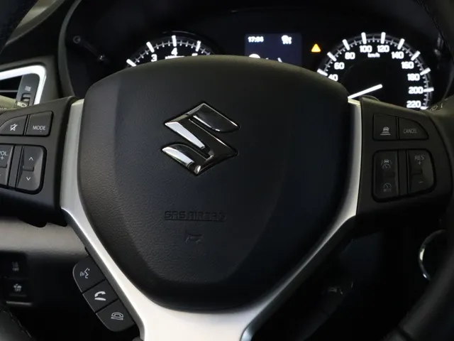 Suzuki S-Cross 1.4 Boosterjet Select Hybrid