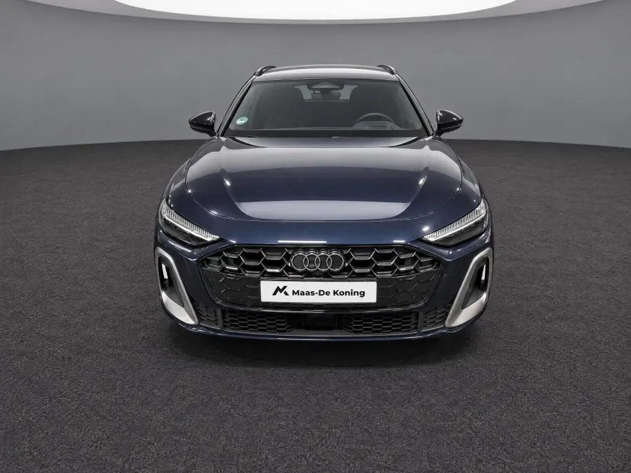 Audi A5 Avant 2.0 367pk e-hybrid Quattro S edition Competition · Panoramadak · Wegklapbare Trekhaak · 360 Camera