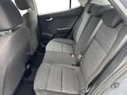 Kia Stonic 1.0T MHEV DynamicLine | Airco | Camera | Cruise Control | LM Velgen | Apple Carplay & Android Auto |