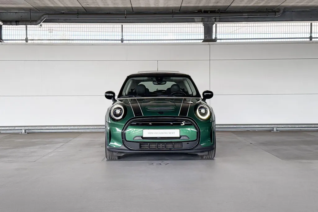 MINI Cooper 3-deurs Electric Yours 33 kWh