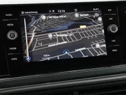 Volkswagen Polo 1.0 TSI 95pk DSG Style · Camera · Apple/Android Car Play · Navigatie · P-Sensoren · Climatronic · Stoelverwarming · 15'' Inch ·