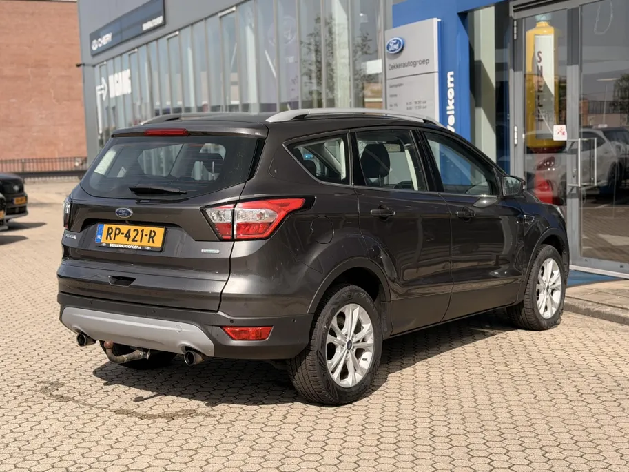 Ford Kuga 1.5 EcoBoost Titanium TREKHAAK I VOORRUITVERWARMING I ACHTERUITRIJCAMERA I CRUISE CONTROL I APPLE CARPLAY / ANDROID AUTO I