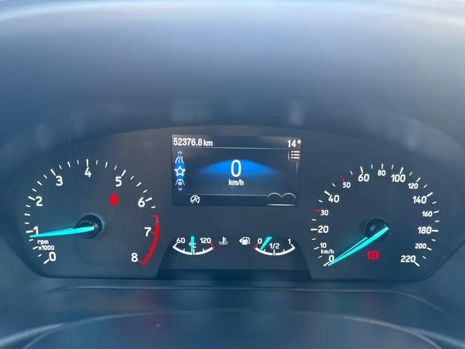 Ford Fiesta 1.0 EcoBoost Hybrid Titanium | Winterpack | Apple Carplay/Android Auto | Cruise Control | Keyless Entry | Parkeersensoren Achter |