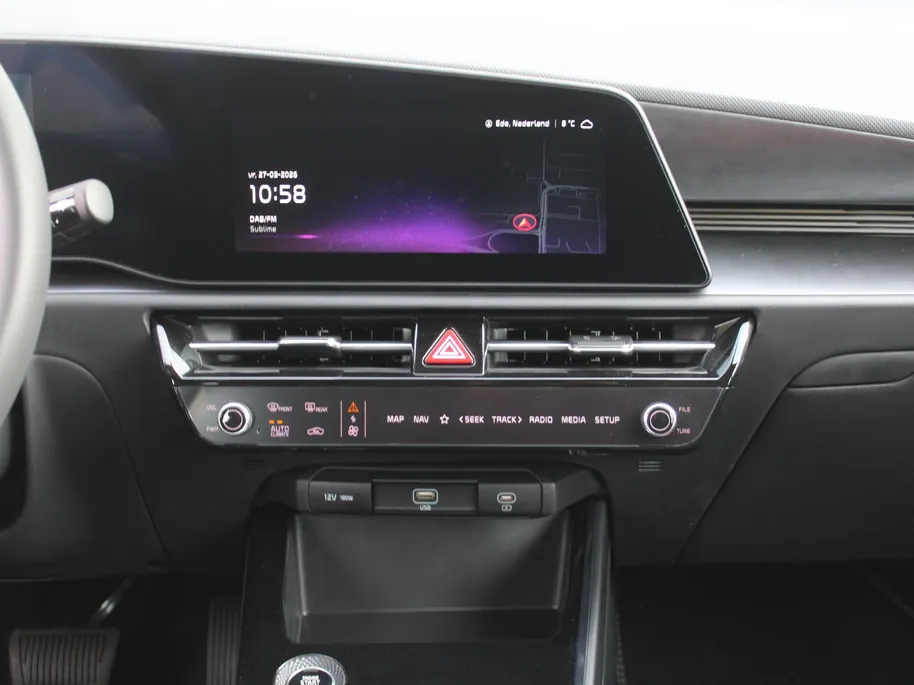 Kia Niro 1.6 GDi Hybrid DynamicLine | Camera | Cruise adapt. | Clima | 16' LM | Navi | Keyless | Apple Carplay/Android Auto |