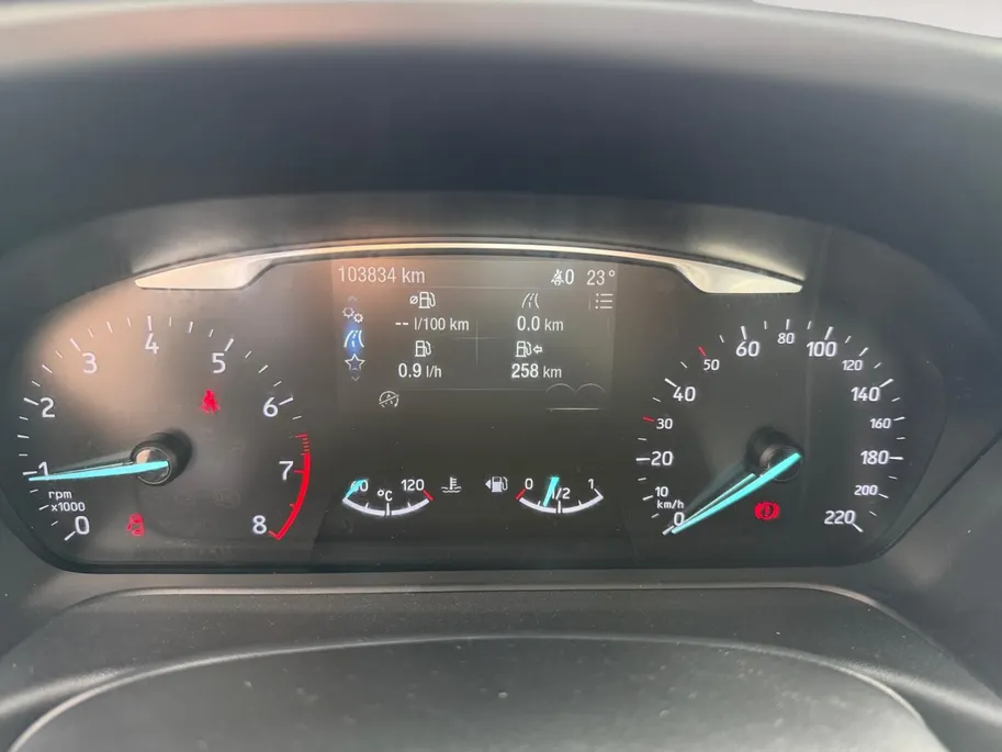 Ford Fiesta 1.0 EcoBoost Titanium | Stoel/Stuur en voorruit verwarming | Navigatie | Apple Carplay | Android Auto | Achteruitrijcamera | All Season Banden |