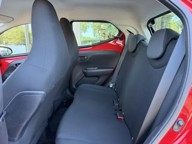 Toyota Aygo 1.0 VVT-i x-fun