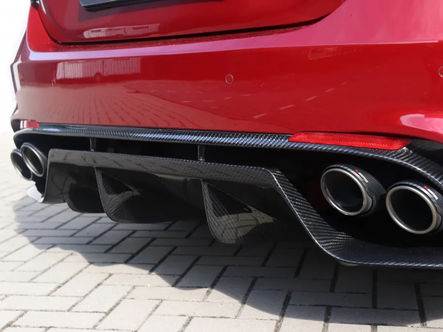 Alfa Romeo Giulia 2.9 V6 Quadrifoglio | Sparco | Carbon | Akrapovic | Rosso 8C