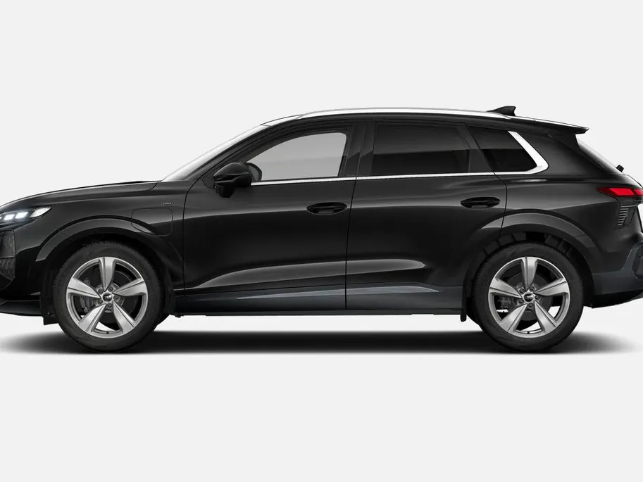 Audi Q3 1.5 200kW e-hybrid Advanced edition 272 pk Privacy glas · 19' LM Velgen · Exterieur in carrosseriekleur