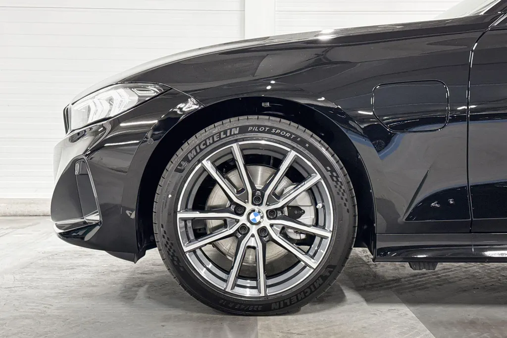 BMW 3 Serie Touring 330e